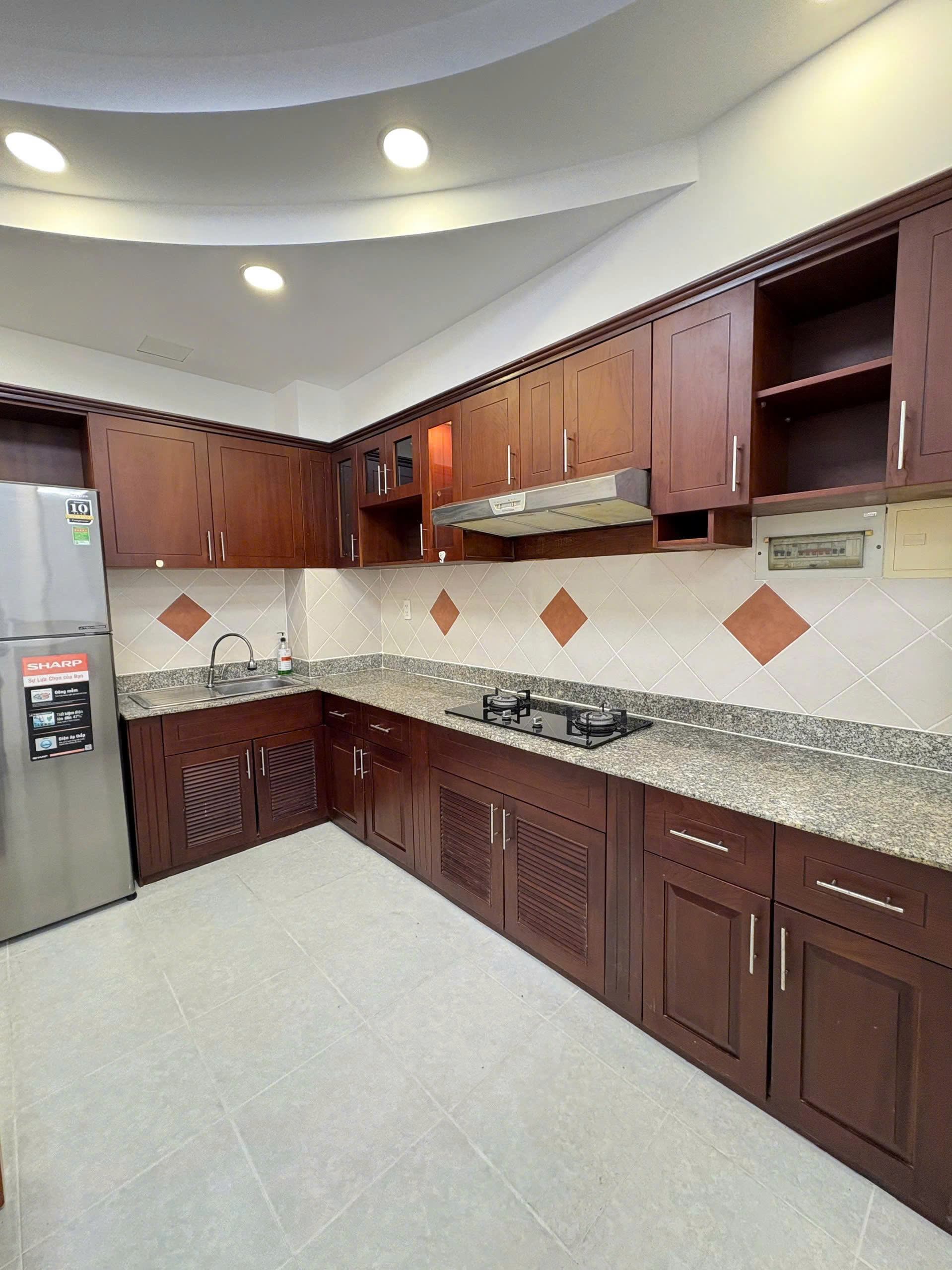 Cho thuê Căn hộ chung cư Phường Phú Mỹ, Quận 7, Diện tích 100m², Giá 32 tr/th 2