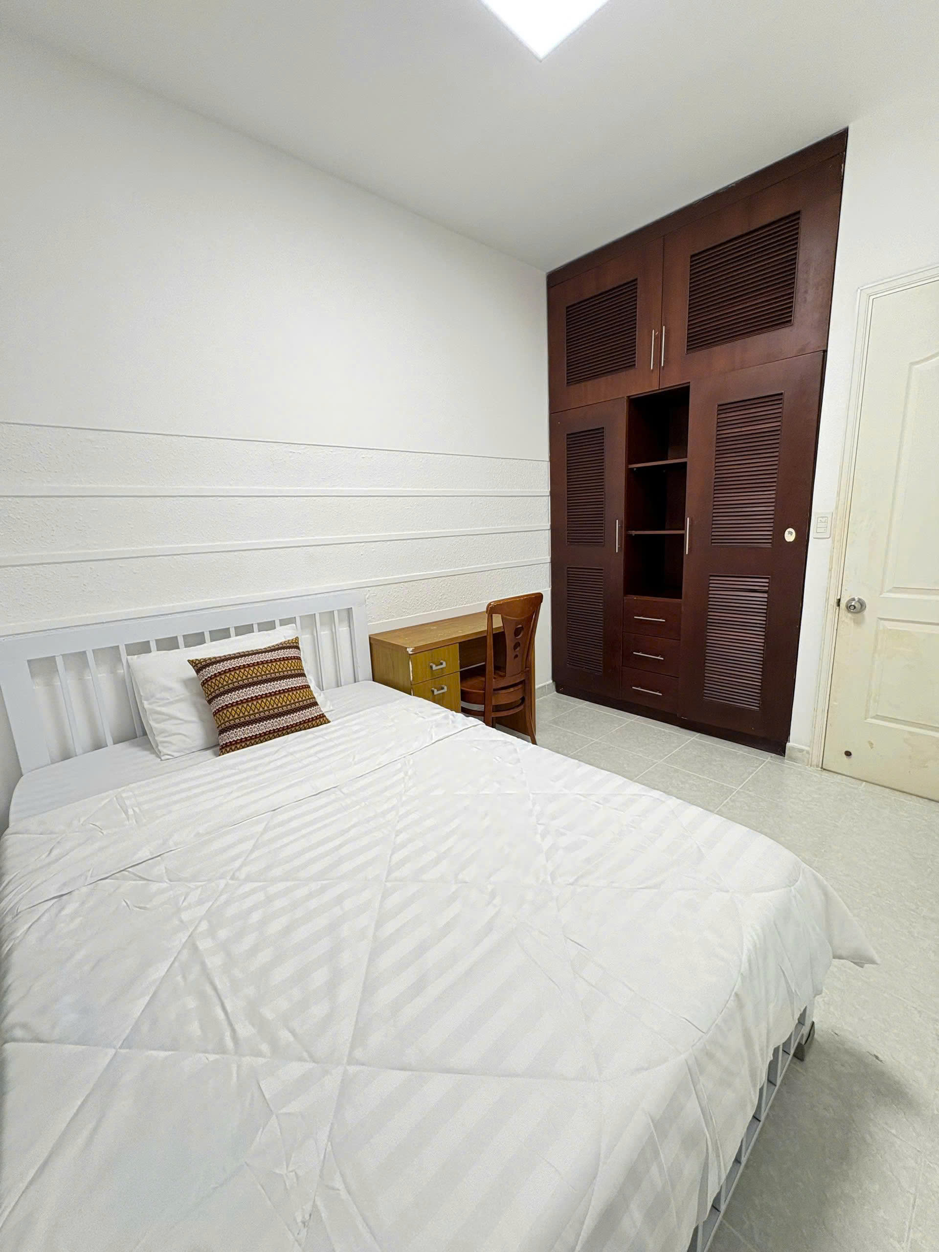 Cho thuê Căn hộ chung cư Phường Phú Mỹ, Quận 7, Diện tích 100m², Giá 32 tr/th 11