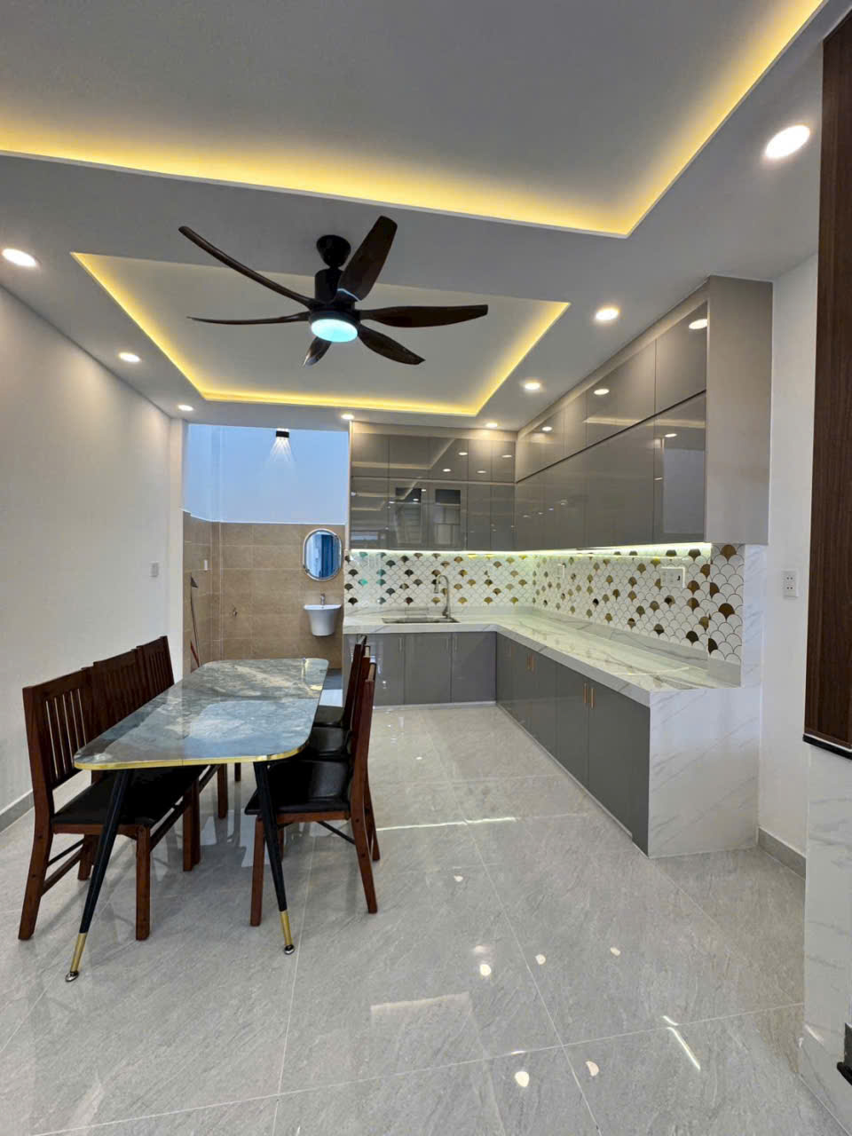 Bán nhà hẻm ngay chợ Liên Khu 5-6 , Bình Hưng Hòa B, dt 56m2,1 lầu, 3pn,2wc giá 4,85 tỷ 8