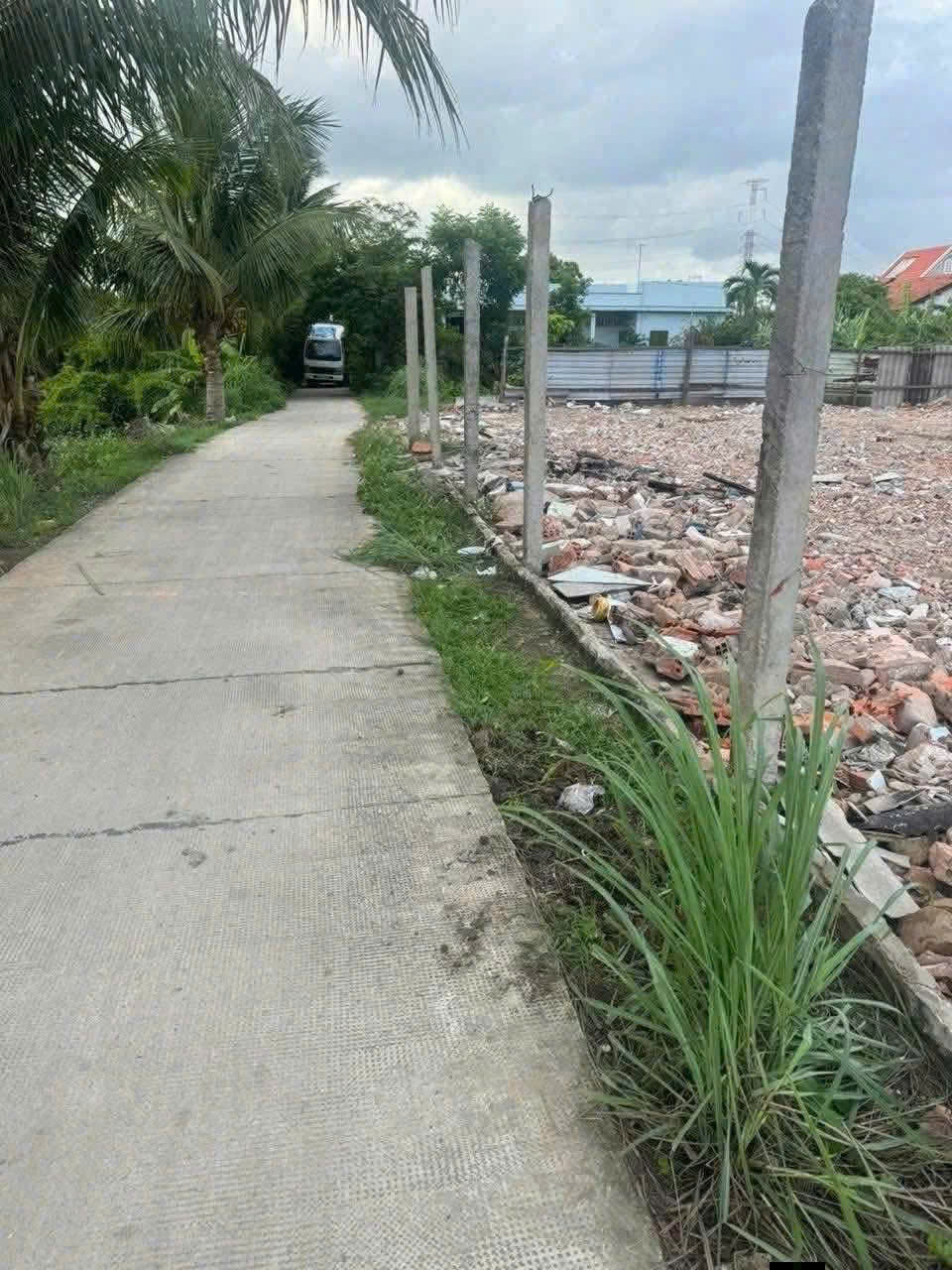 Bán đất thổ vườn đường beton oto xã Thanh Phú, Bến Lức tdt 1108m2 ( 400m2 thổ) giá chốt 7 tỷ 5