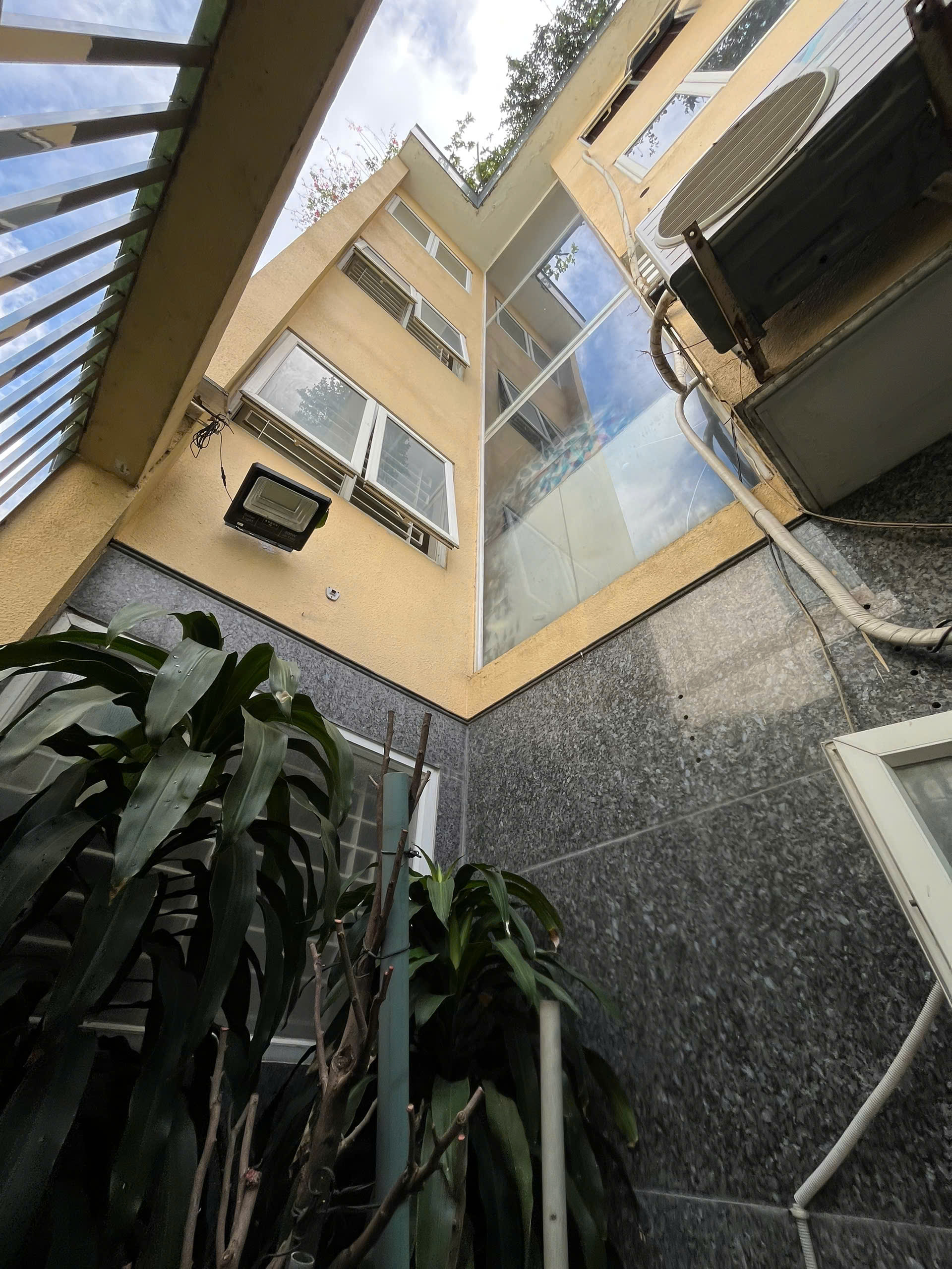 Cho thuê Nhà mặt tiền Phường An Khánh, Quận 2, Diện tích 946m², Giá 0200 Triệu/tháng 12