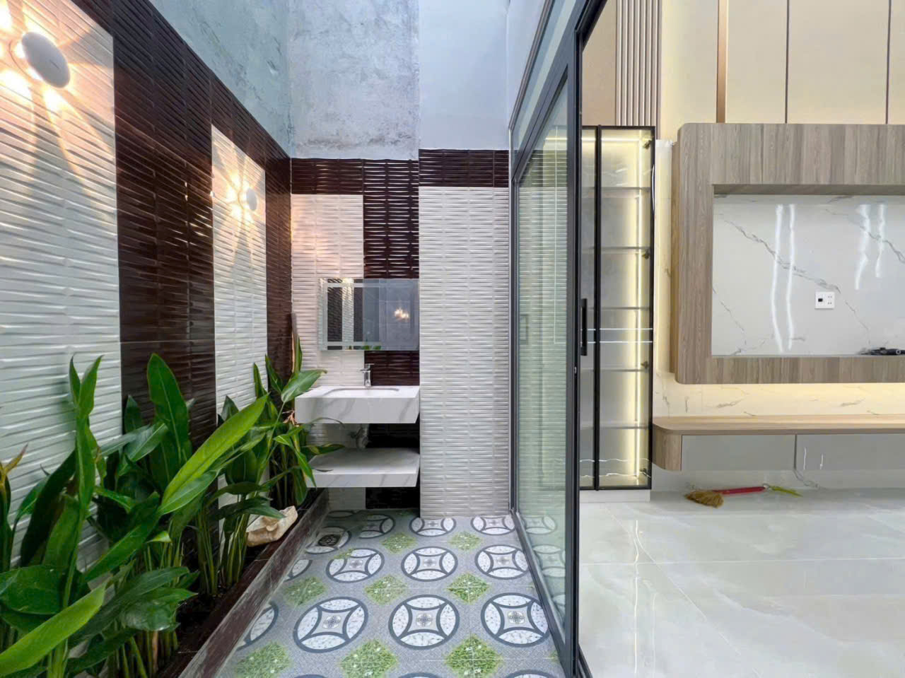 Bán nhà mới xây tuyệt đẹp hẻm Nguyễn Thị Tú, BHH B, dt 74m2, 3 lầu 5pn,5wc HƯỚNG NAM giá 7,9 tỷ 5
