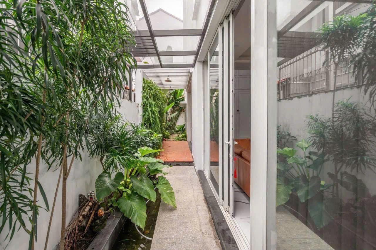 Cho thuê Biệt thự Phường Thảo Điền, Quận 2, Diện tích 430m², Giá 110 Triệu/tháng 2