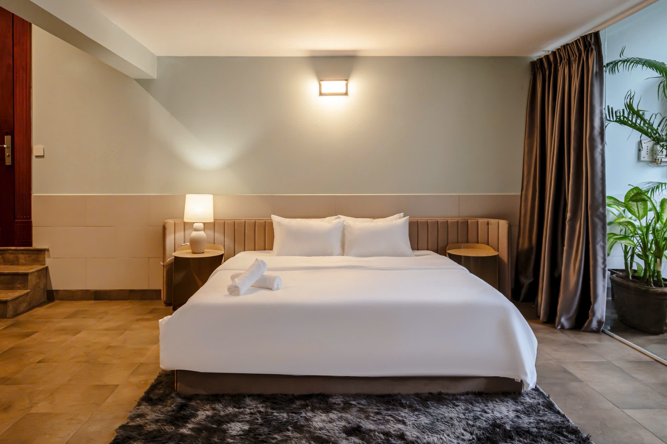 Cho thuê Biệt thự Phường Cát Lái, Quận 2, Diện tích 300m², Giá Thương lượng 6