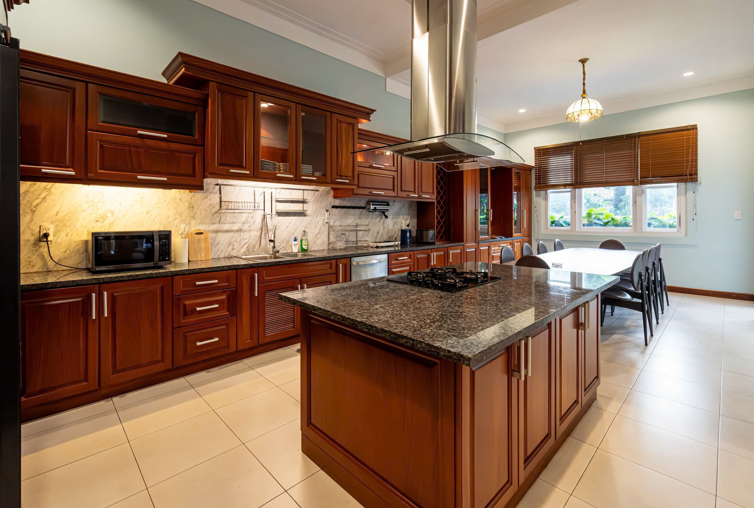 Cho thuê Biệt thự Phường Cát Lái, Quận 2, Diện tích 300m², Giá Thương lượng 7