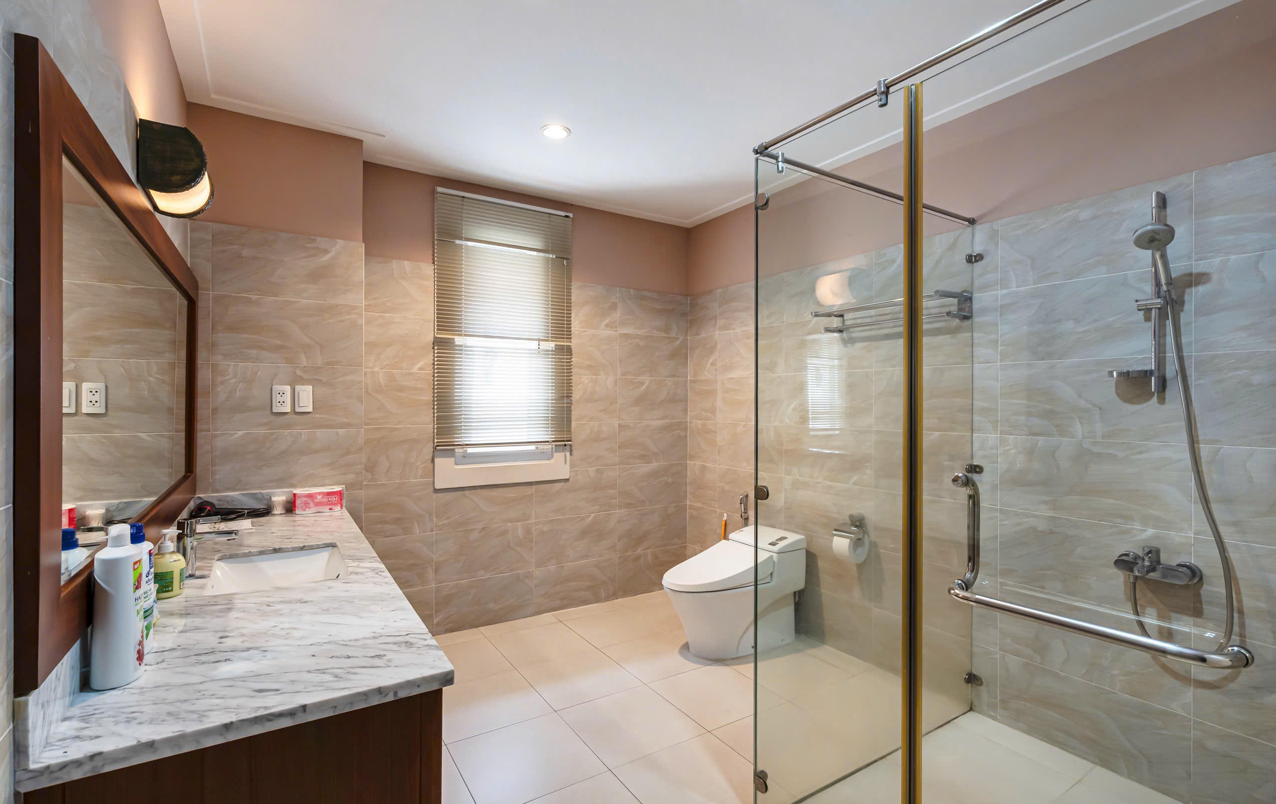 Cho thuê Biệt thự Phường Cát Lái, Quận 2, Diện tích 300m², Giá Thương lượng 22