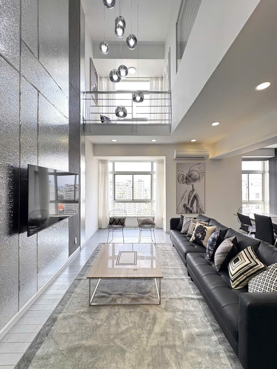 Cho thuê Căn hộ chung cư Phường Phú Mỹ, Quận 7, Diện tích 300m², Giá Thương lượng