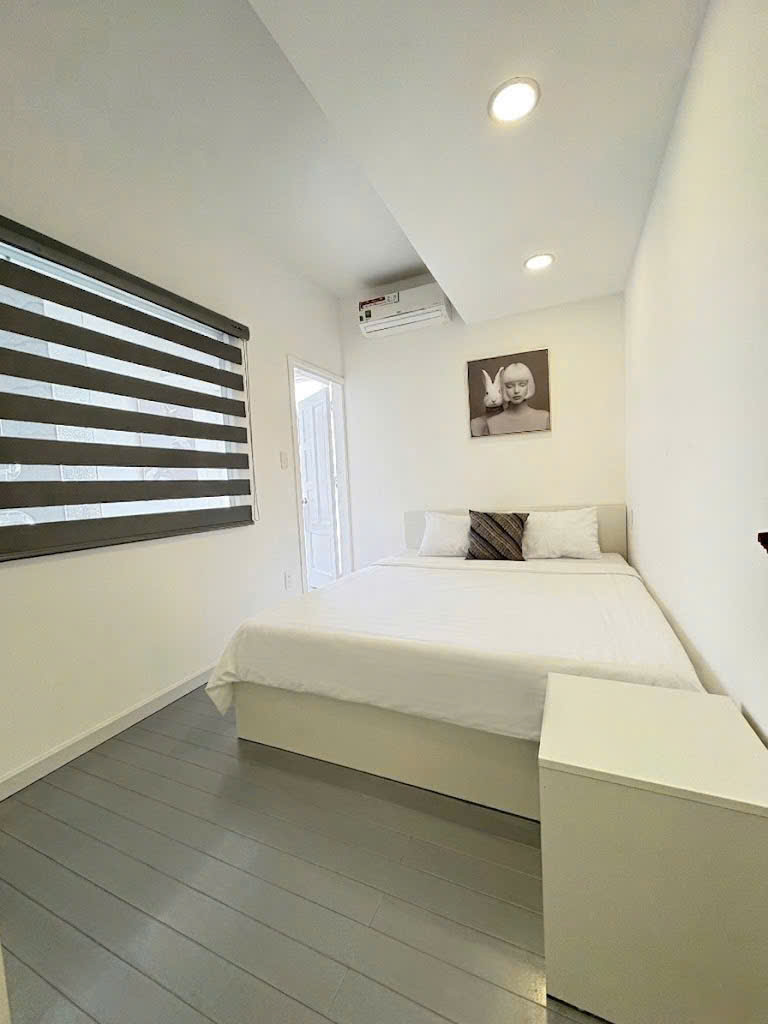 Cho thuê Căn hộ chung cư Phường Phú Mỹ, Quận 7, Diện tích 300m², Giá Thương lượng 6