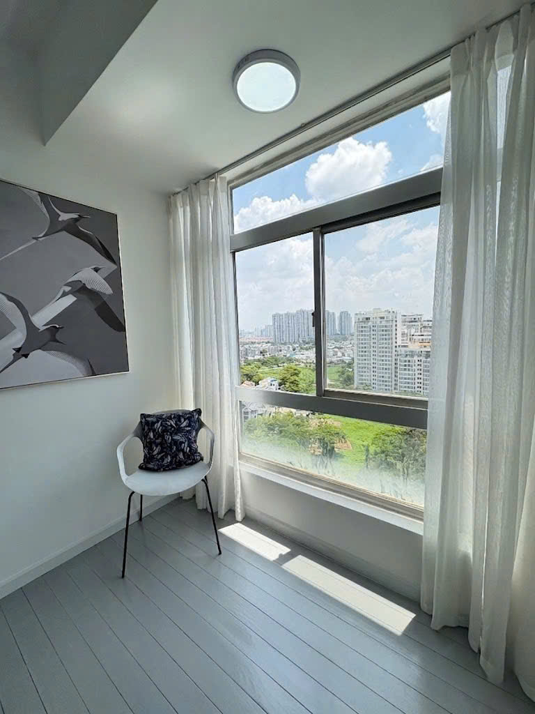 Cho thuê Căn hộ chung cư Phường Phú Mỹ, Quận 7, Diện tích 300m², Giá Thương lượng 9