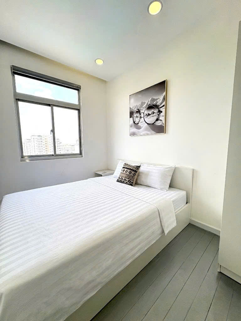 Cho thuê Căn hộ chung cư Phường Phú Mỹ, Quận 7, Diện tích 300m², Giá Thương lượng 11