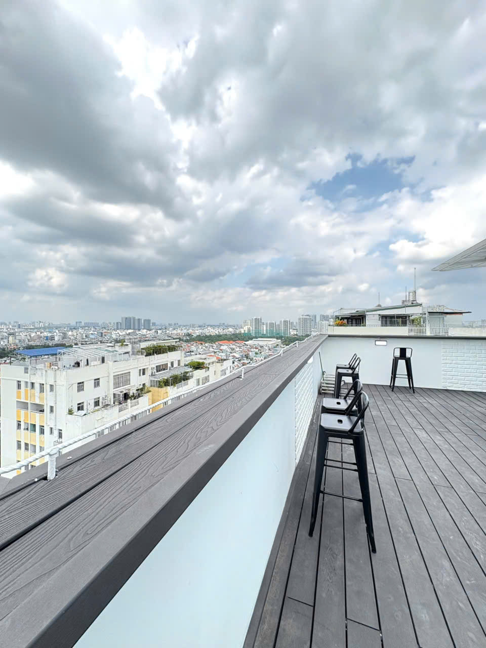 Cho thuê Căn hộ chung cư Phường Phú Mỹ, Quận 7, Diện tích 300m², Giá Thương lượng 17