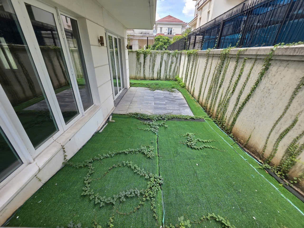 Cần bán Biệt thự Quận 2, Hồ Chí Minh, Diện tích 331m², Giá Thương lượng 2