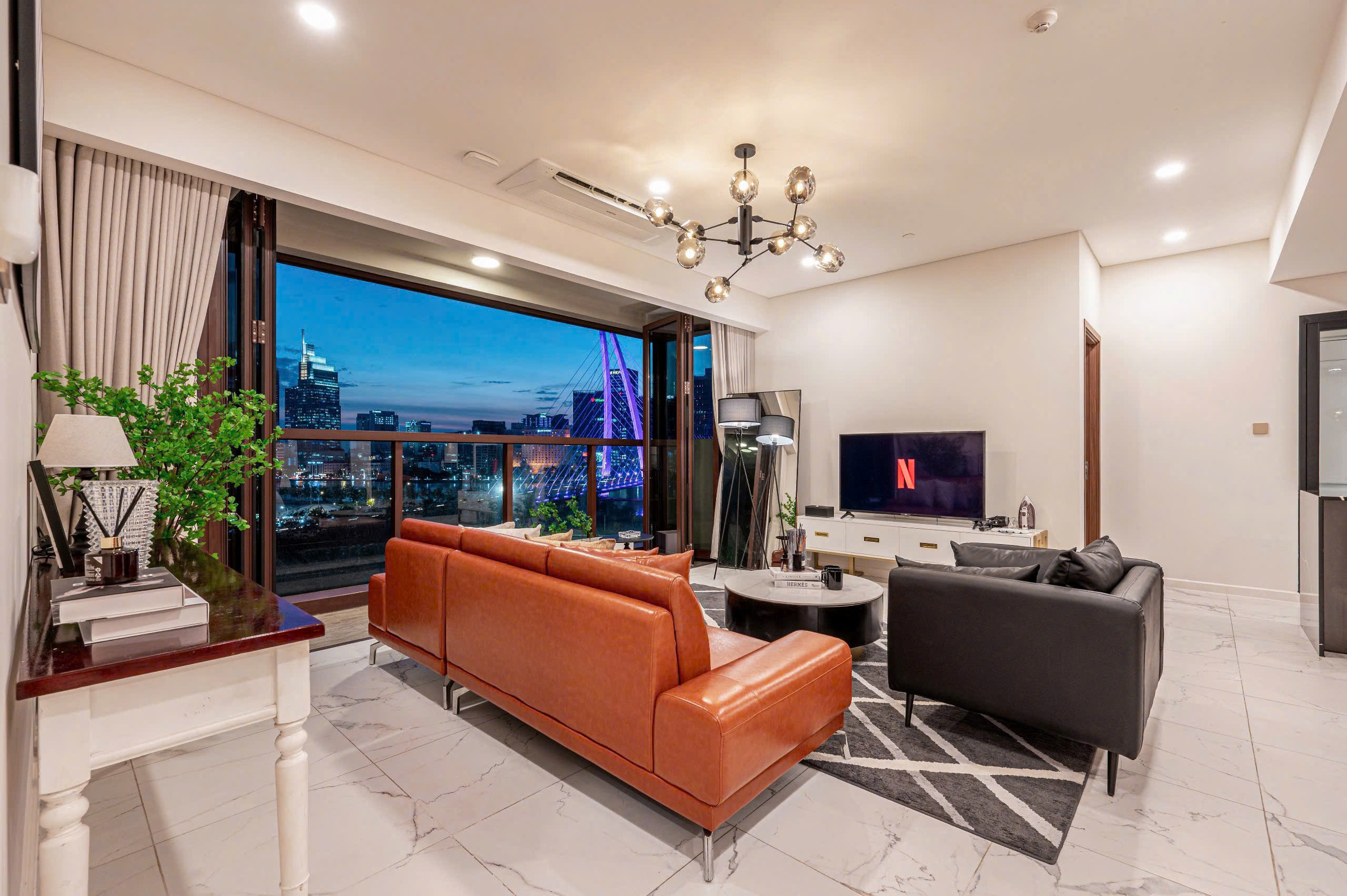 Cho thuê Căn hộ chung cư Quận 2, Hồ Chí Minh, Diện tích 110m², Giá Thương lượng 12