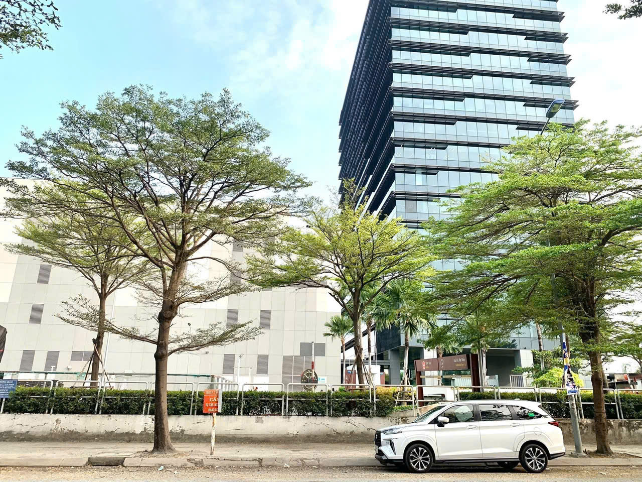 Cho thuê Văn phòng Quận 7, Hồ Chí Minh, Diện tích 225m², Giá 75 Triệu/tháng 8