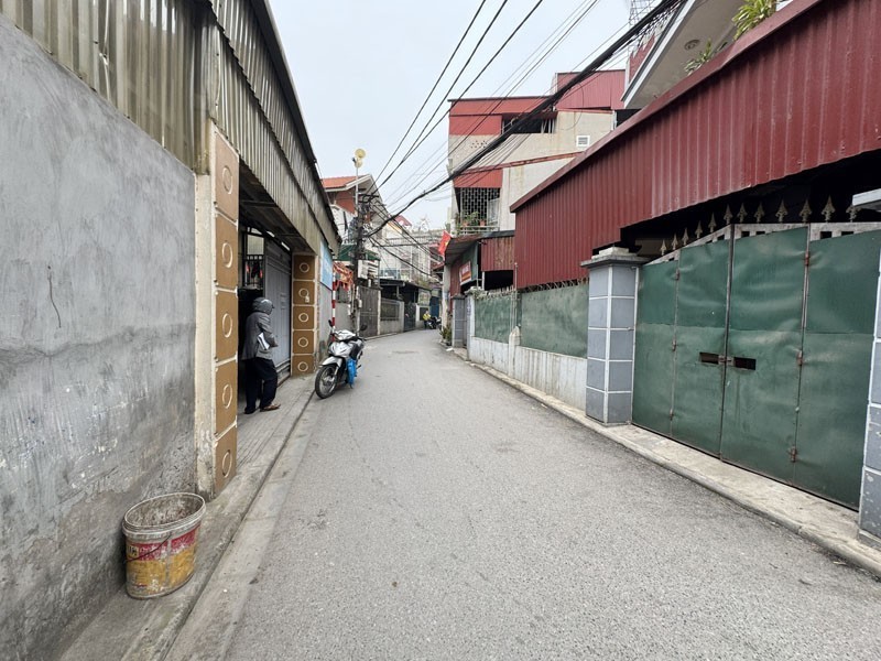 Bán Lô Góc 85m2 Thanh Am - Việt Hưng: Đường Rộng Ô Tô Vào Đất, Sát Trường Chợ, Sổ Đỏ 2