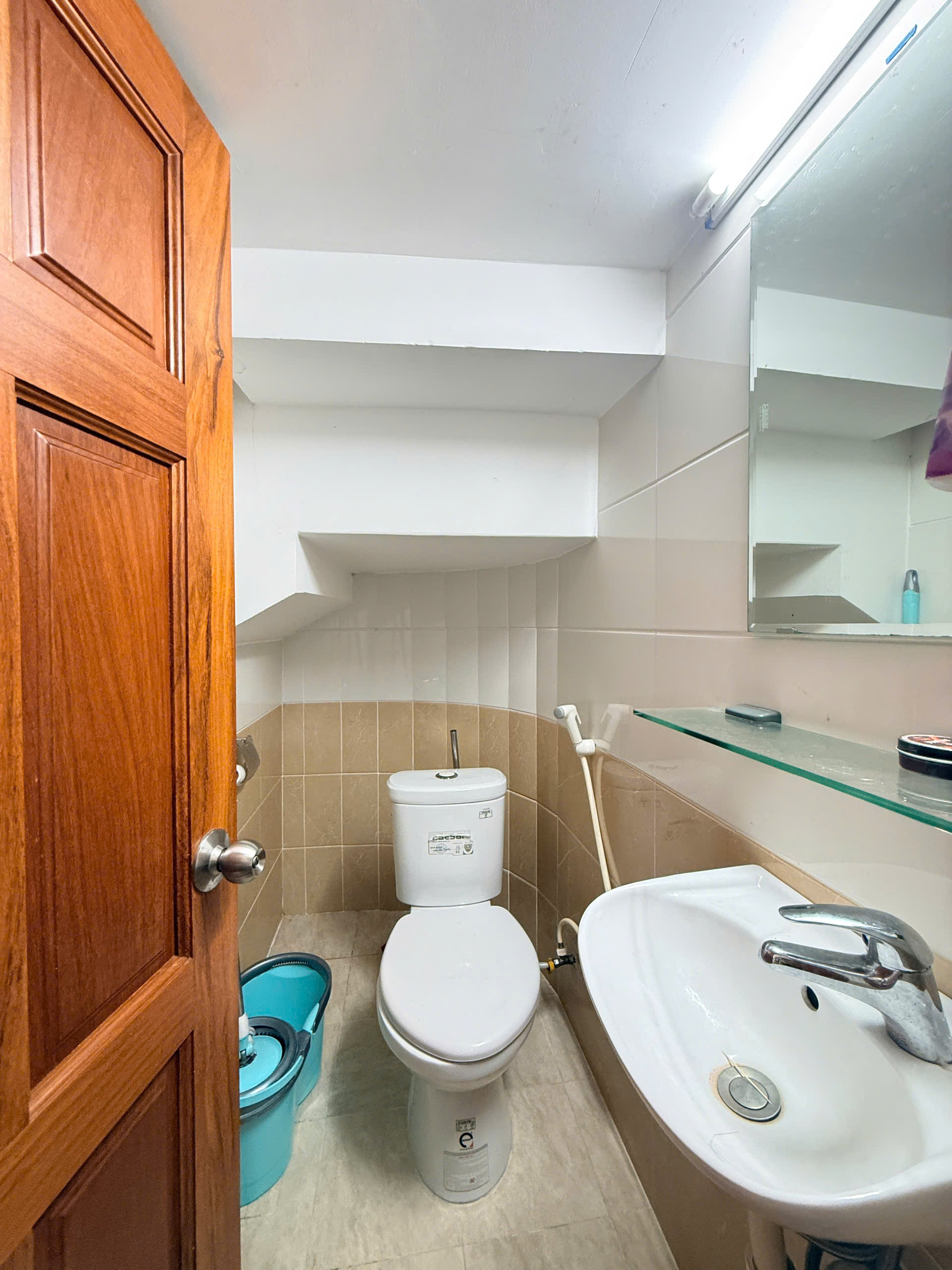 Cần bán Nhà mặt tiền Quận 1, Hồ Chí Minh, Diện tích 38m², Giá Thương lượng 12