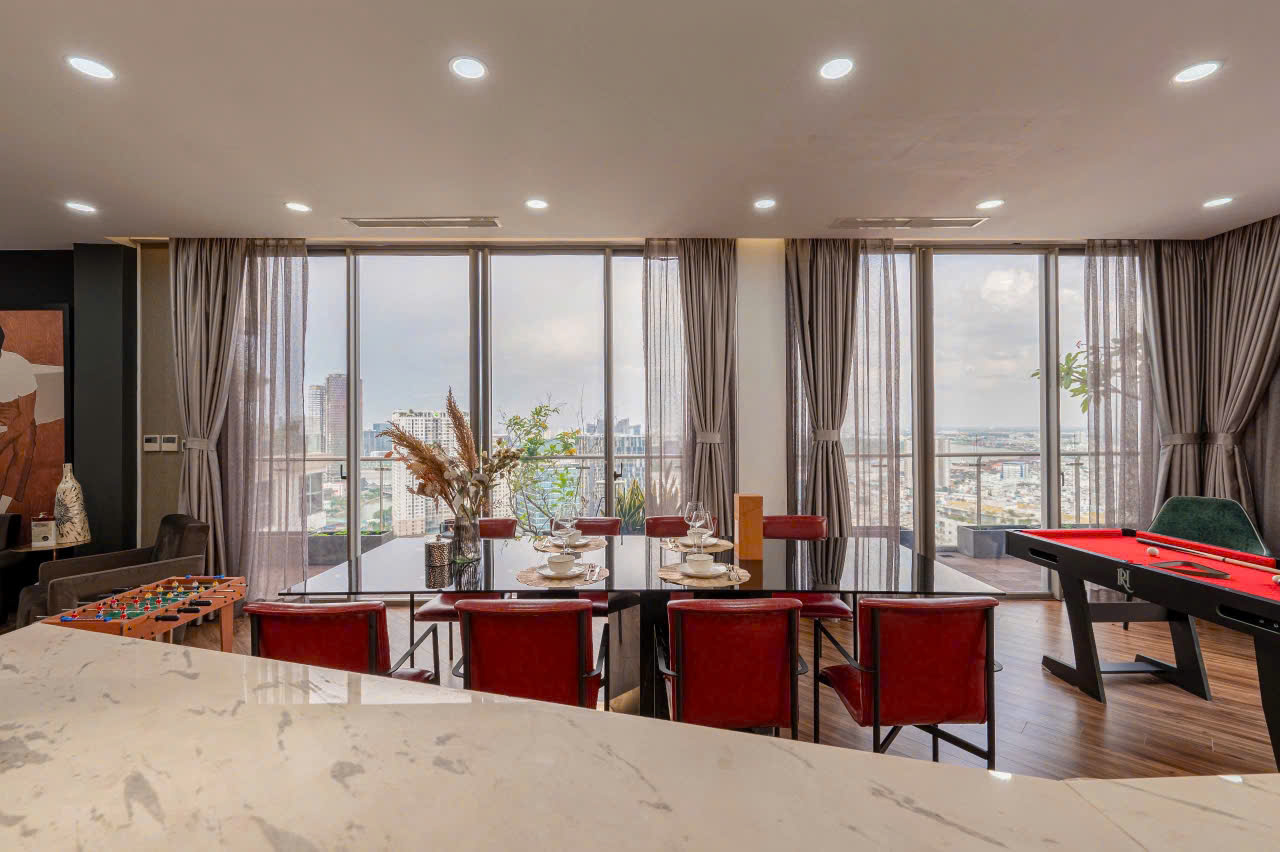 Cho thuê Căn hộ chung cư Quận 4, Hồ Chí Minh, Diện tích 288m², Giá Thương lượng 5