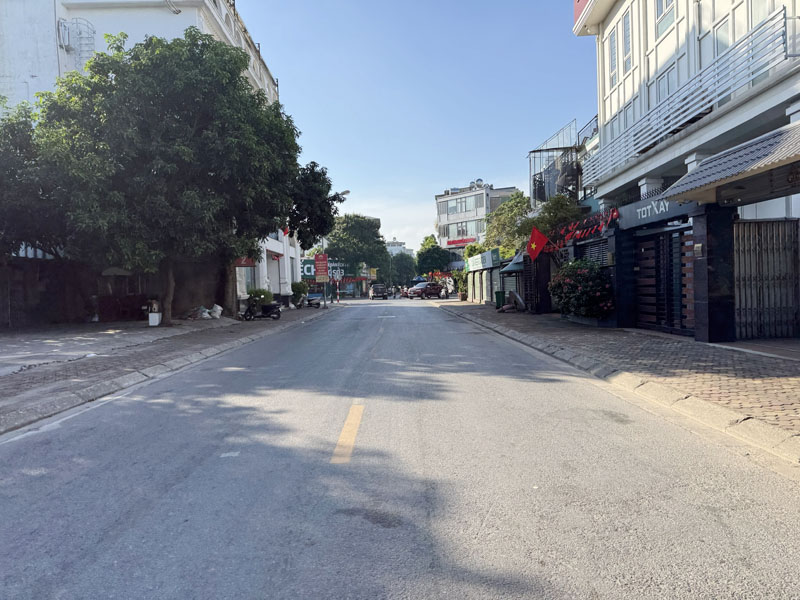 Bán 332,8m2 khu đất đấu giá xây dựng nhà ở Phường Việt Hưng - Ngõ 56 Kim Quan Thượng 4