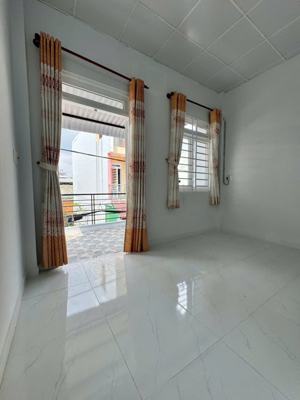 Bán nhà hẻm // đường số 6, Bình Hưng Hòa B dt 32m2 1 lầu, 2pn,2wc giá 3,55 tỷ 2