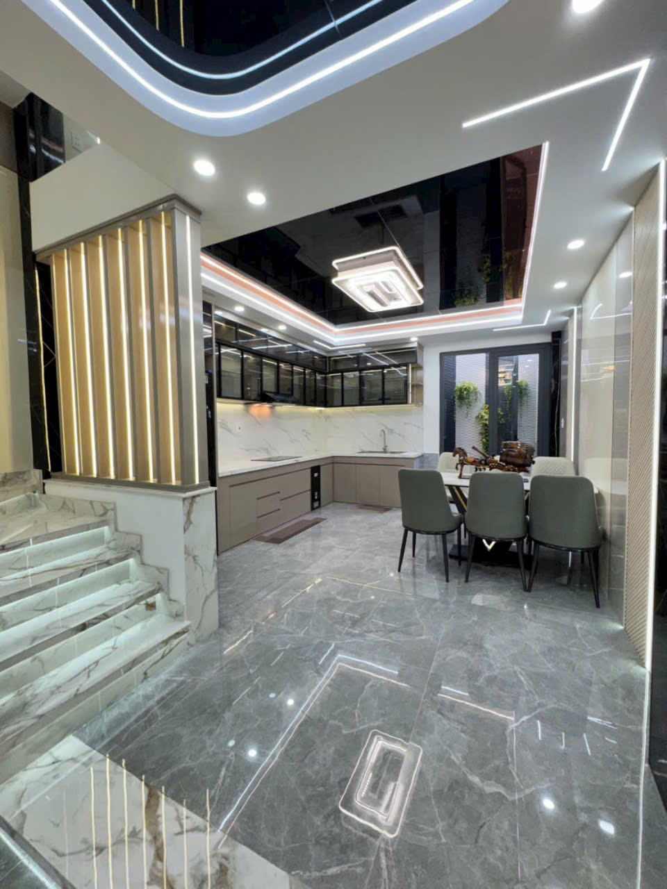 Bán nhà mới xây hẻm đường số 2, Bình Hưng Hòa B dt 60m2, 3 lầu  ,5pn , 5wc giá 6,6 tỷ 5