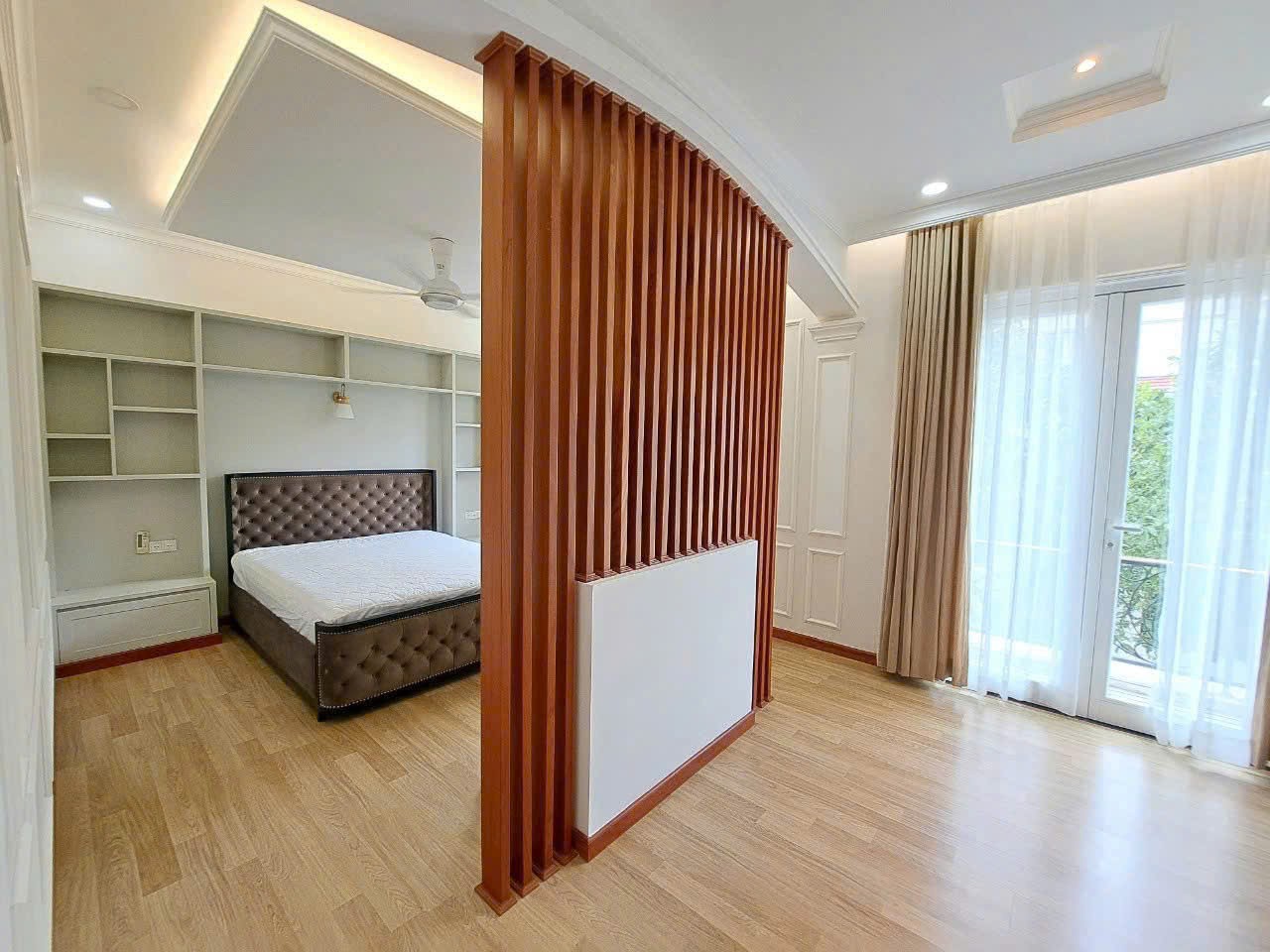 Cho thuê Biệt thự Quận 2, Hồ Chí Minh, Diện tích 300m², Giá 200 Triệu/tháng 11