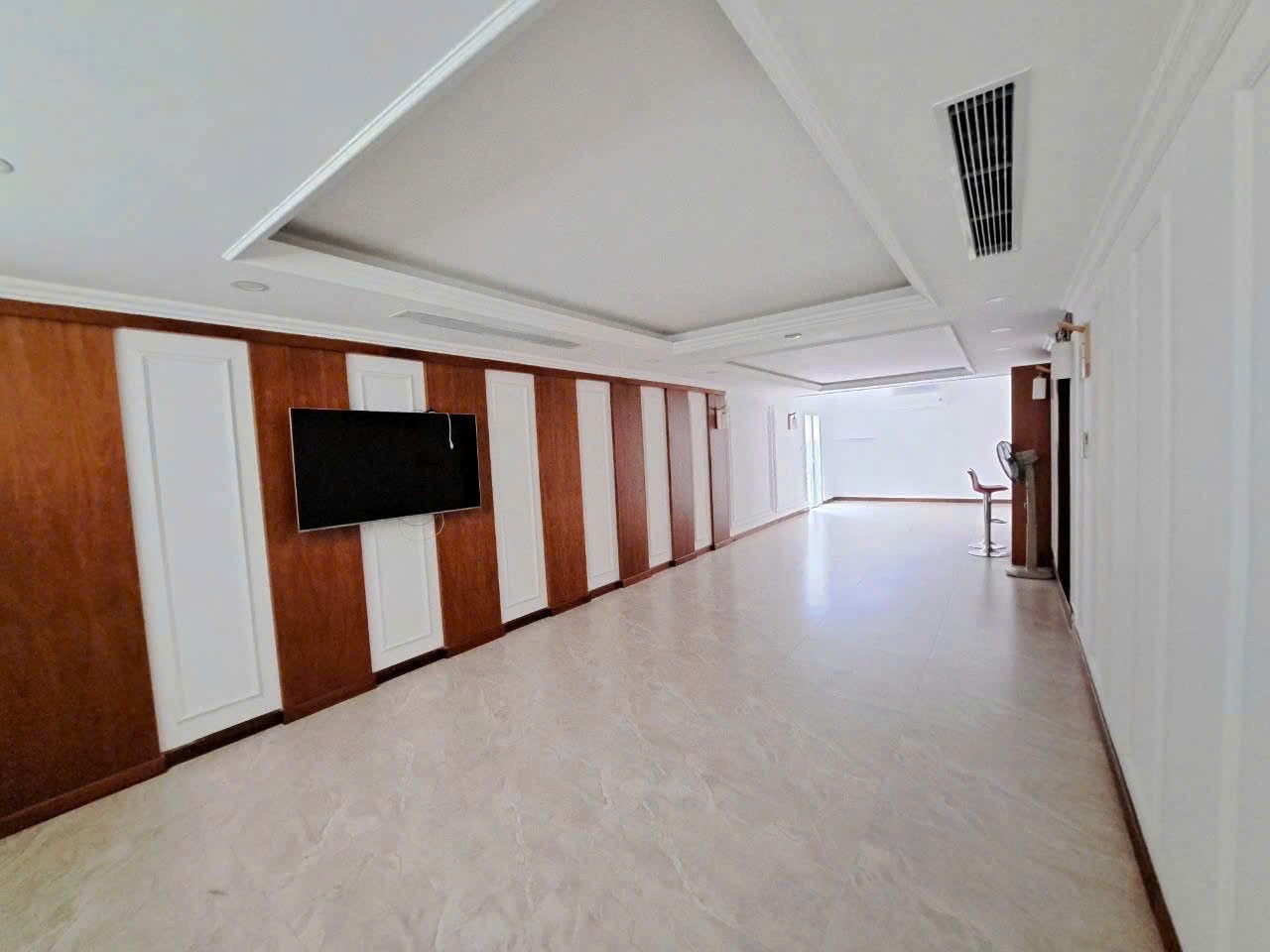 Cho thuê Biệt thự Quận 2, Hồ Chí Minh, Diện tích 300m², Giá 200 Triệu/tháng 16