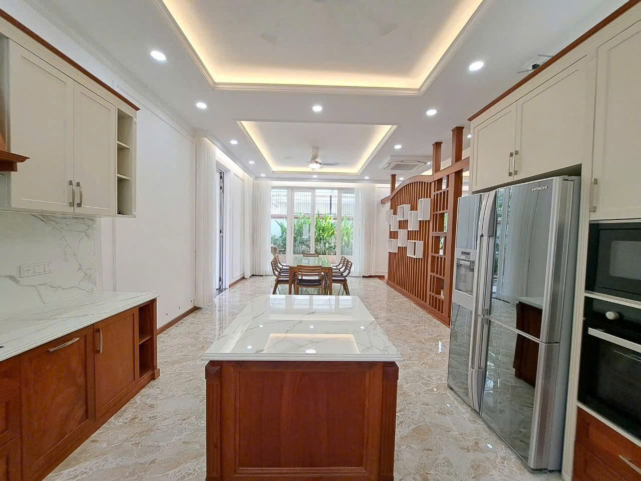 Cho thuê Biệt thự Quận 2, Hồ Chí Minh, Diện tích 300m², Giá 200 Triệu/tháng 13