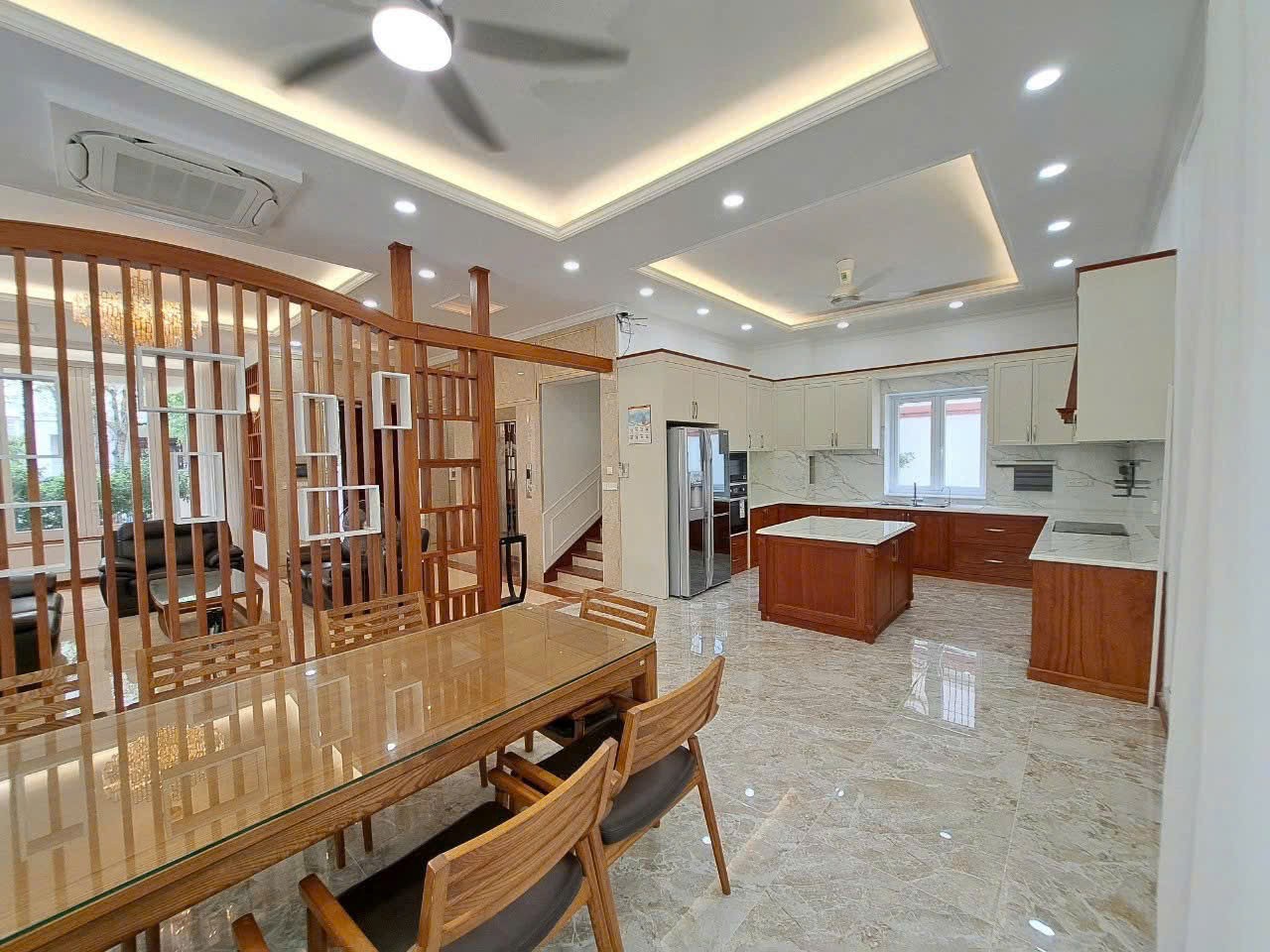 Cho thuê Biệt thự Quận 2, Hồ Chí Minh, Diện tích 300m², Giá 200 Triệu/tháng 3