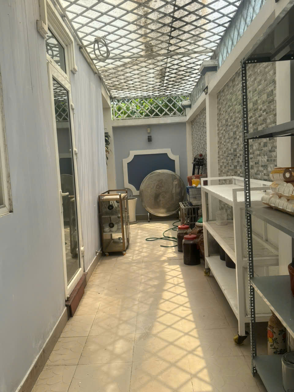 Cho thuê Biệt thự Quận 9, Hồ Chí Minh, Diện tích 180m², Giá 045 Triệu/tháng 4