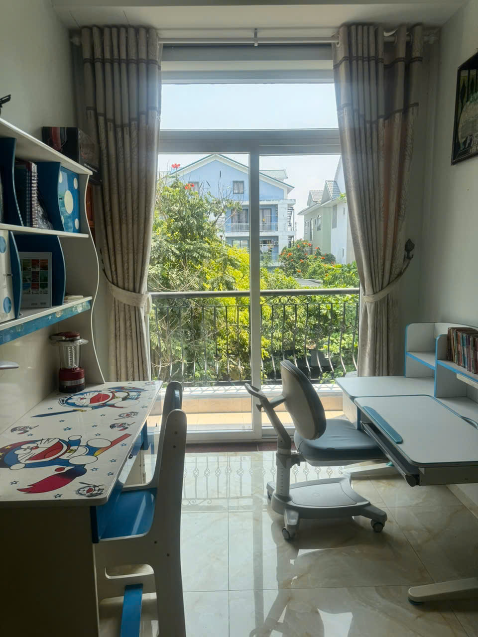 Cho thuê Biệt thự Quận 9, Hồ Chí Minh, Diện tích 180m², Giá 045 Triệu/tháng 6