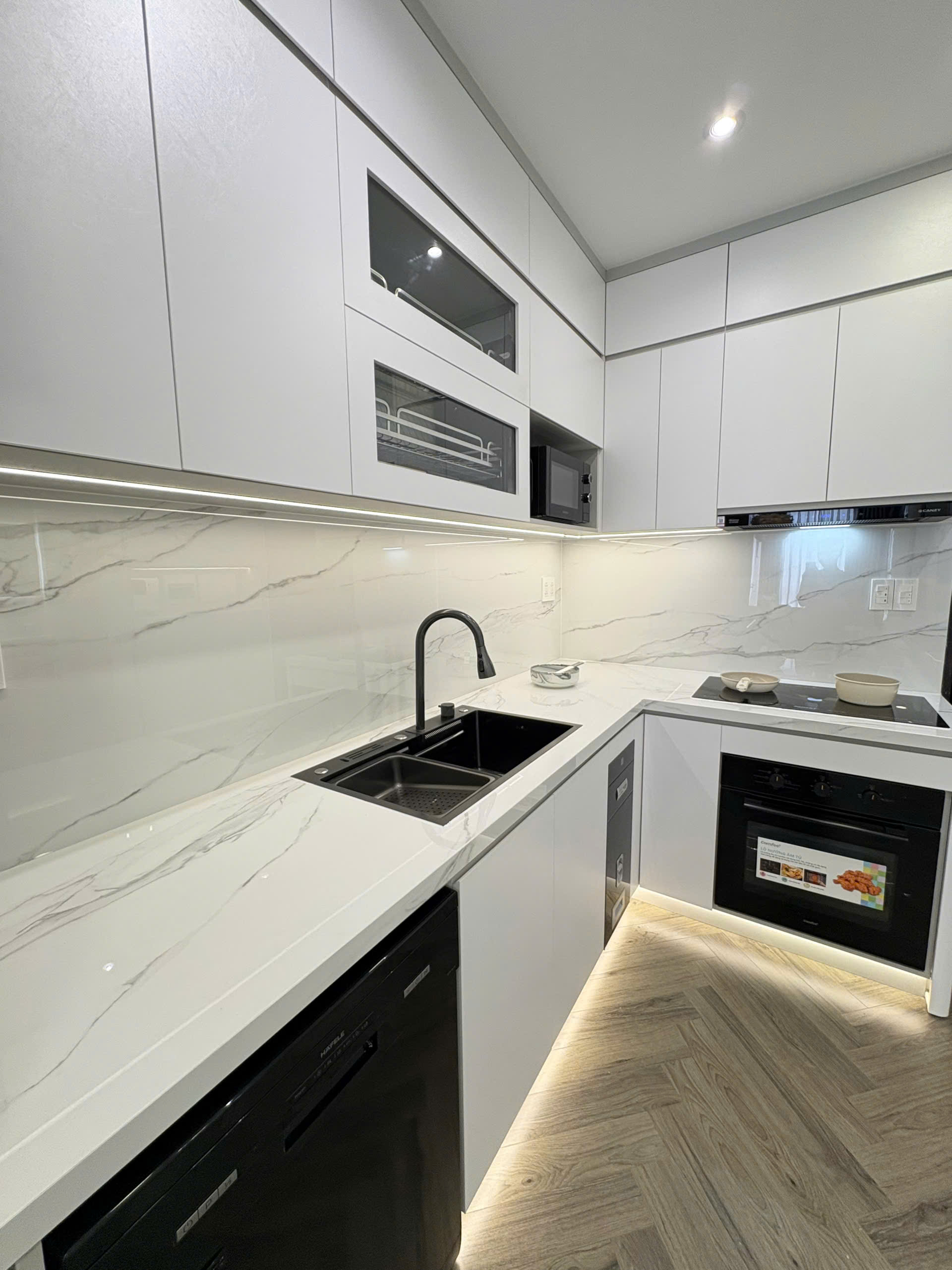 Cho thuê Căn hộ chung cư Phường Phú Mỹ, Quận 7, Diện tích 57m², Giá 40 Triệu/tháng 9