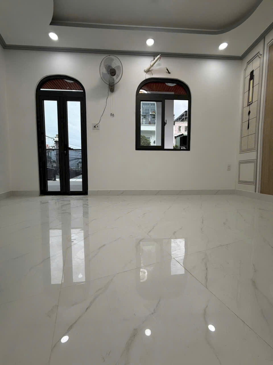 Bán nhà hẻm đường số 9, Bình Hưng Hòa dt 43,5m2 , 1 lầu, 2pn,3wc giá 3,68 tỷ 5