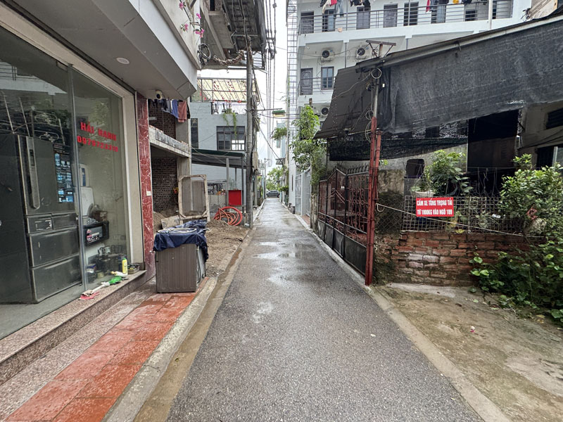 Cần bán 43,4m2 đất ngõ 287 Ngô Xuân Quảng. Đường thông ô tô nhỏ, ngay gần trường chợ 4