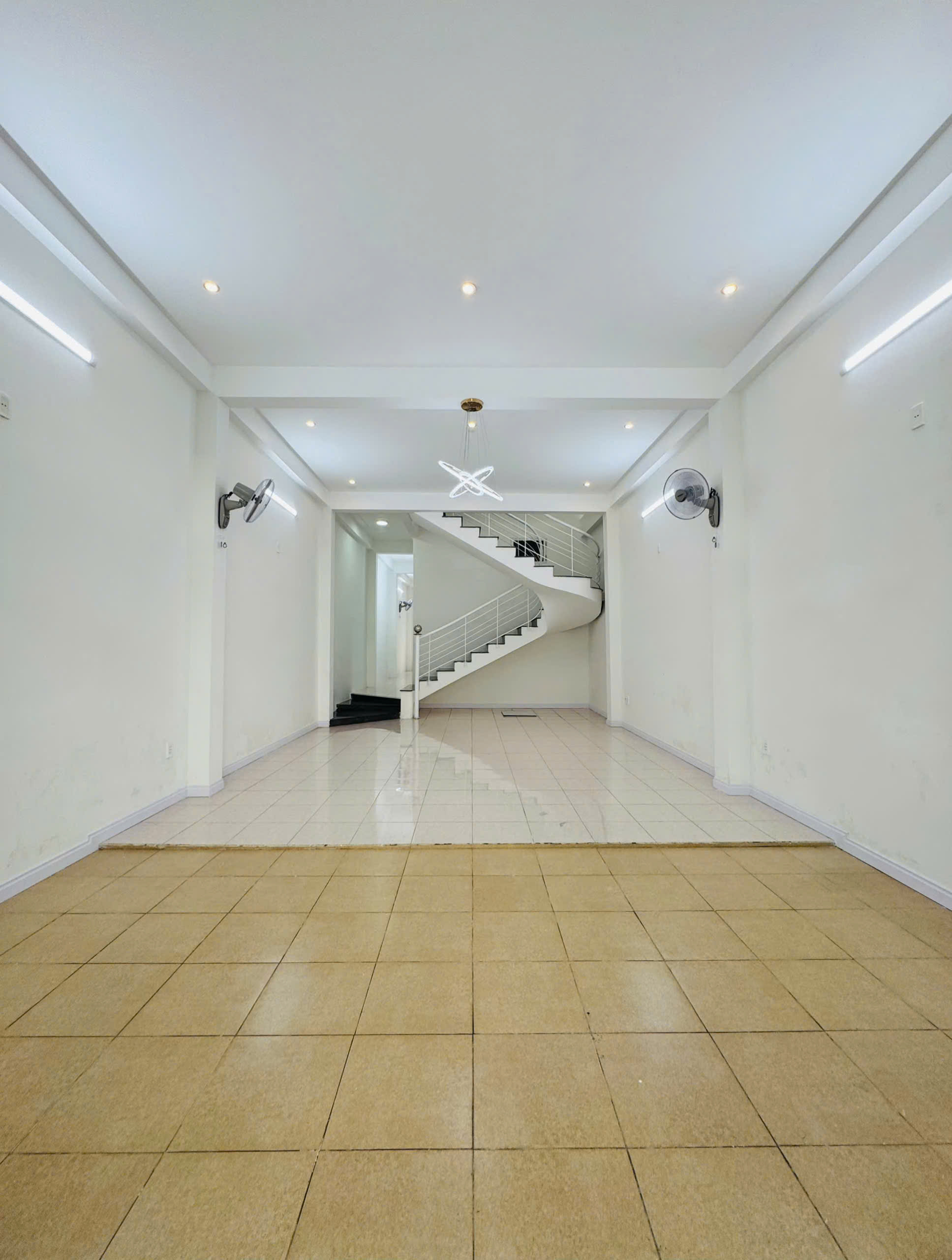 NHÀ ĐẸP 3 TẦNG - LÝ ĐẠO THÀNH – SƠN TRÀ, 100M2 -11,X TỶ 3