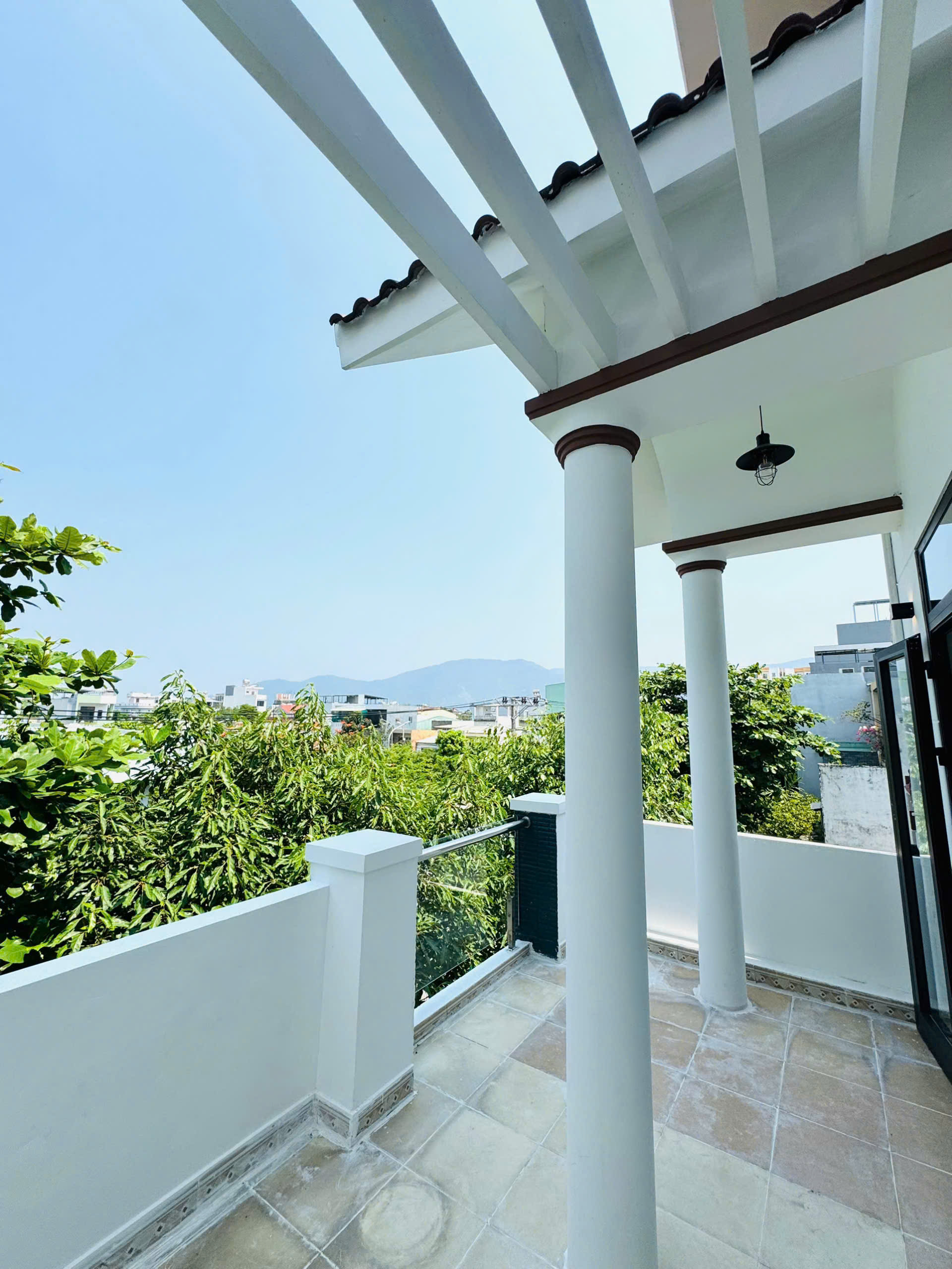 NHÀ ĐẸP 3 TẦNG - LÝ ĐẠO THÀNH – SƠN TRÀ, 100M2 -11,X TỶ 5