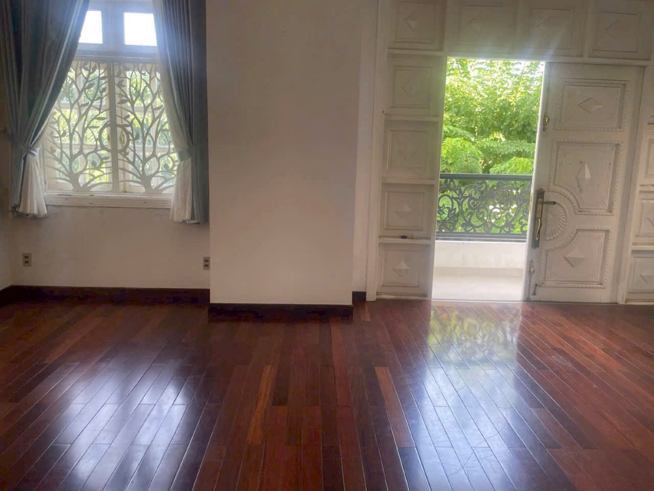 Cho thuê Biệt thự Phường Phước Long B, Quận 9, Diện tích 380m², Giá 45 Triệu/tháng 2