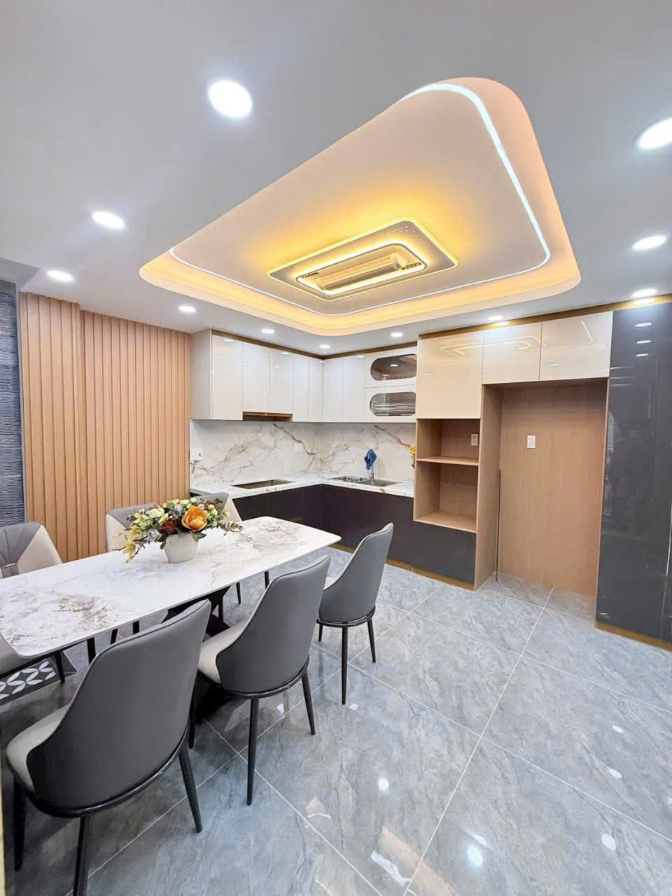 Bán nhà hẻm đường số 5 , Bình Hưng Hòa dt 48m2, 3 lầu ,4pn, 5wc giá 7,6 tỷ 5