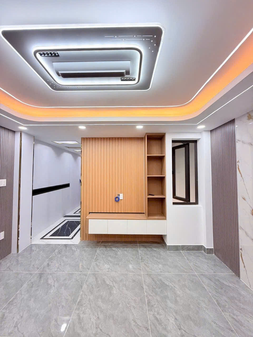 Bán nhà hẻm đường số 5 , Bình Hưng Hòa dt 48m2, 3 lầu ,4pn, 5wc giá 7,6 tỷ 6
