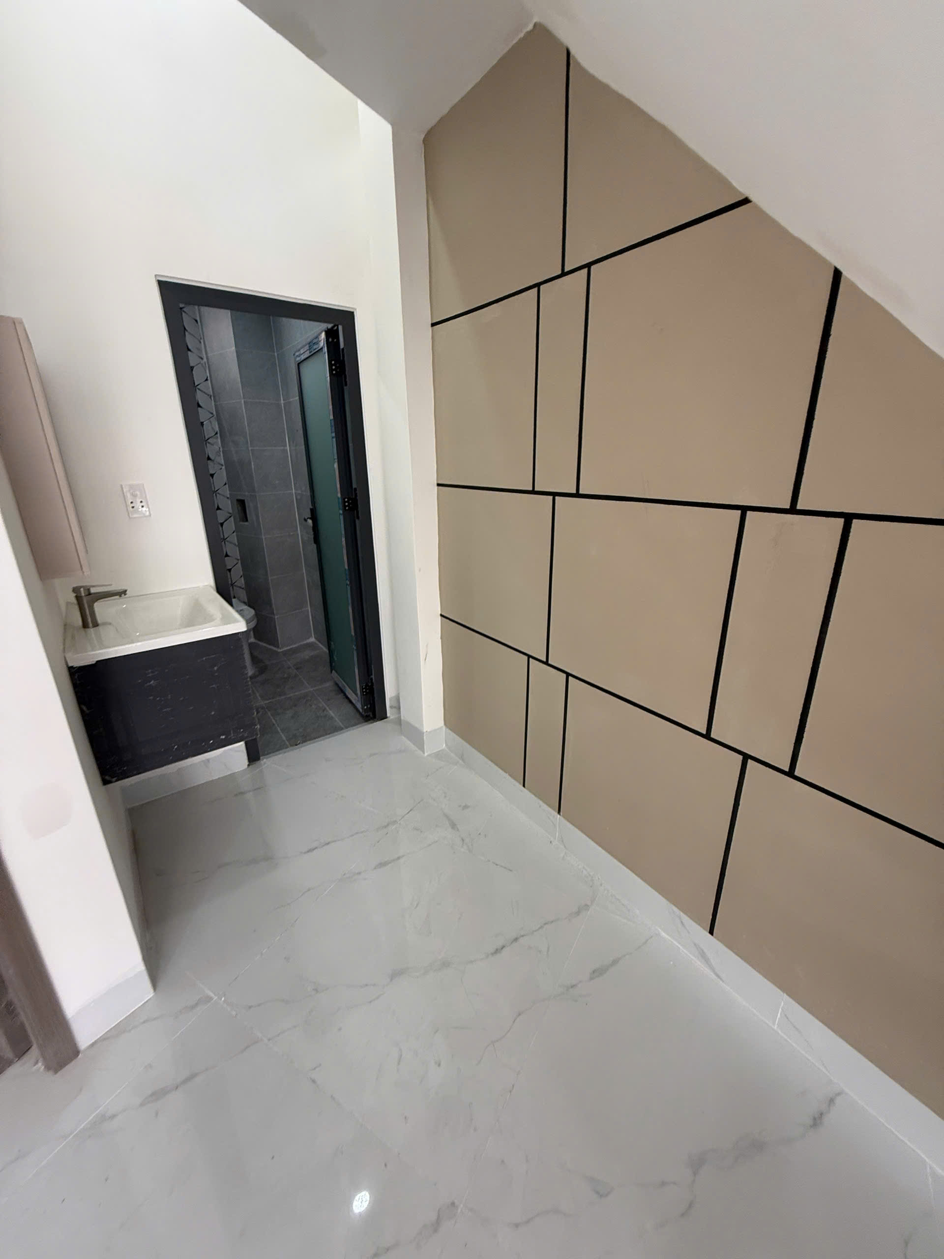 Giảm ngay 200tr còn 2,95 tỉ (giá cũ 3,15 tỉ) nhà 1T1L gần chợ Lộ Đức 4