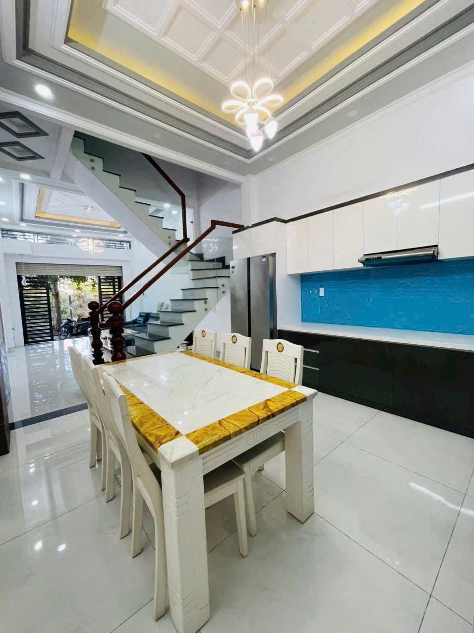 Nhà hẻm xe hơi, dân trí văn minh, cạnh Phú Mỹ Hưng, tặng nội thật, chỉ 6.6 tỷ 2