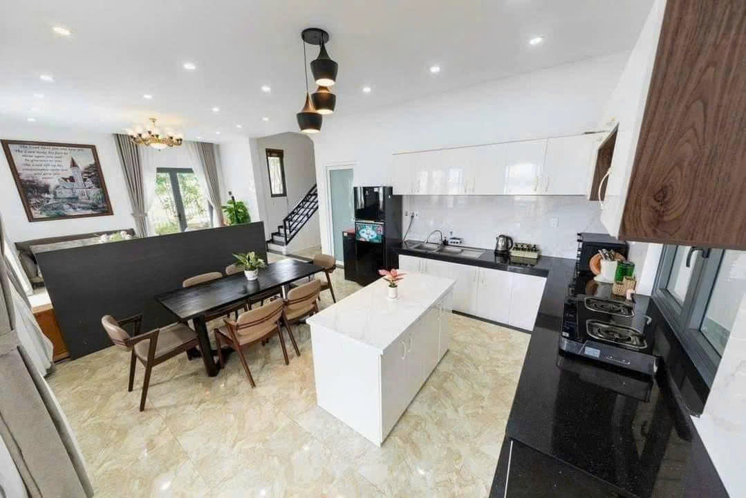 Cho thuê villa 6 phòng ngủ 200m2 nam hồ p11 đà lạt 24 triệu/ tháng 3