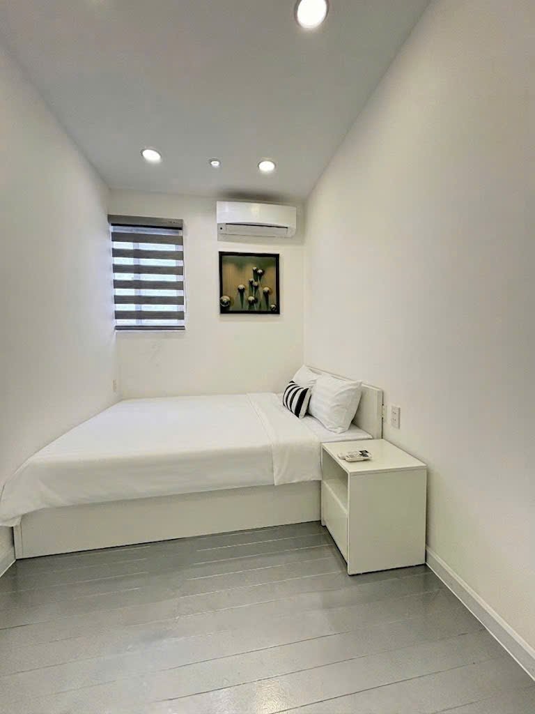 Cho thuê Biệt thự Quận 7, Hồ Chí Minh, Diện tích 300m², Giá Thương lượng 13