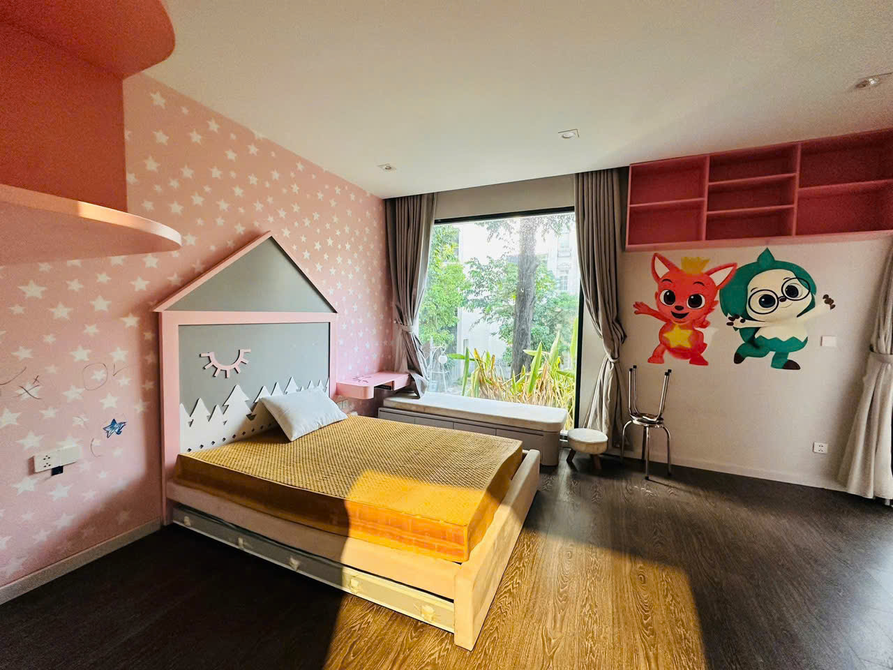 Cho thuê Biệt thự Quận 7, Hồ Chí Minh, Diện tích 180m², Giá 080 Triệu/tháng 5