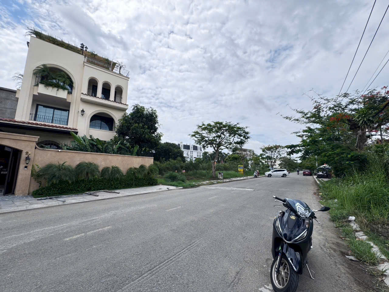Cần bán Biệt thự Phường Thủ Thiêm, Quận 2, Diện tích 325m², Giá 105 Tỷ