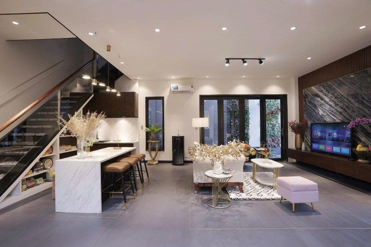 Cần bán Biệt thự Quận 2, Hồ Chí Minh, Diện tích 188m², Giá 38 Tỷ 8