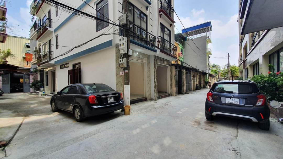 Bán nhà mặt đường Tân Hội, Vinhome Đan Phượng 35M 5 Tầng, ô tô đỗ kinh doanh 4.6 tỷ