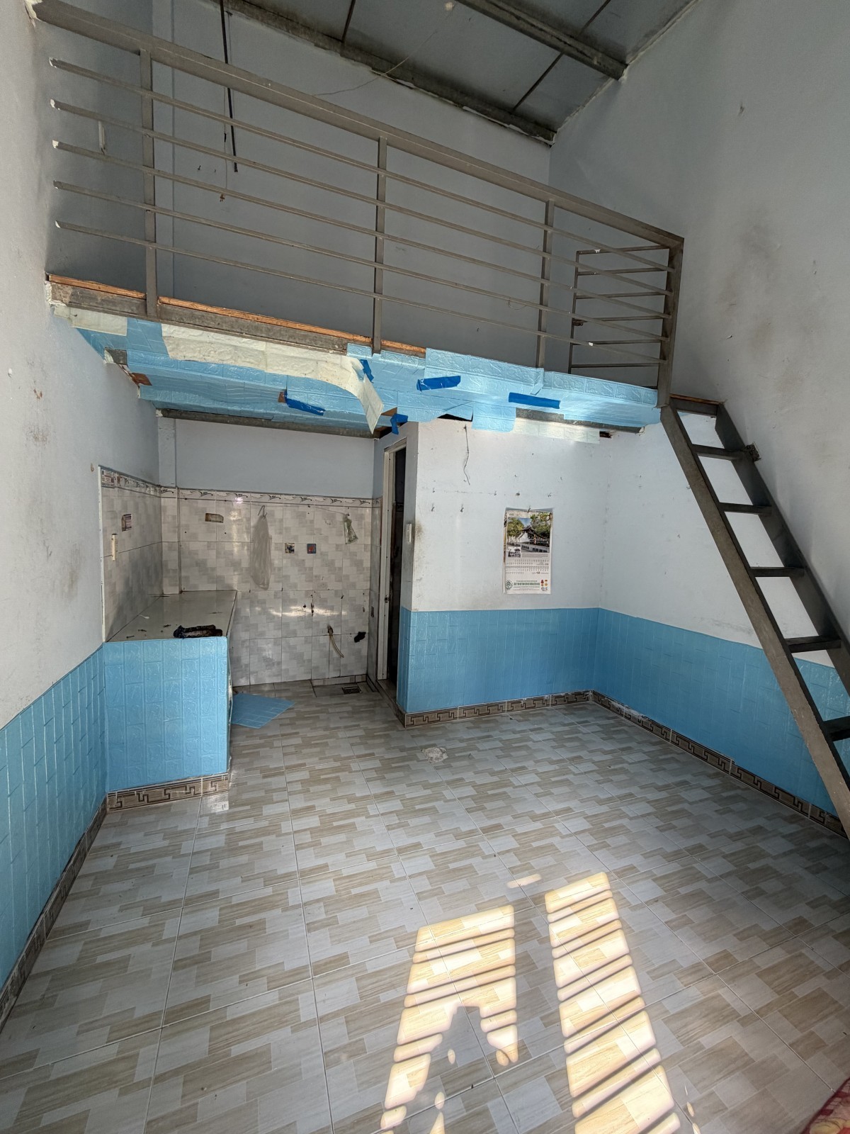 Bán lô góc Nại Hiên Đông 7 93m2 có 5 phòng trọ giá 8.4 tỷ đối diện công viên 2