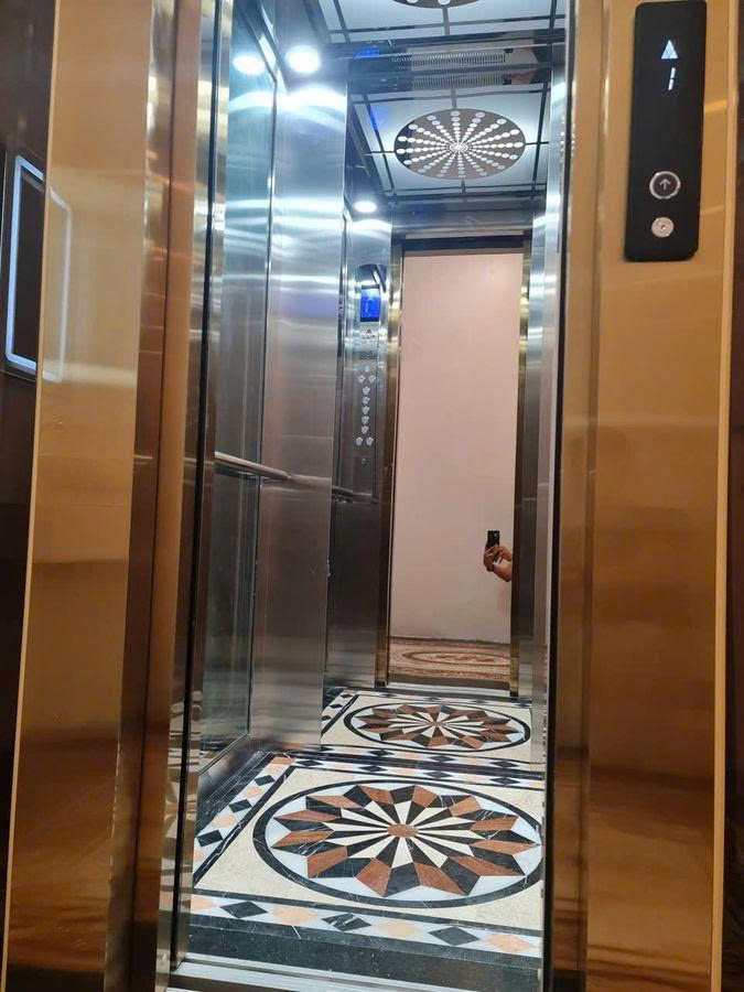 Hiếm nhà đẹp 5 tầng mặt phố Nguyễn Viết Xuân, 40m2, mặt tiền rộng 4m, thang máy, vị trí đẹp, kinh d