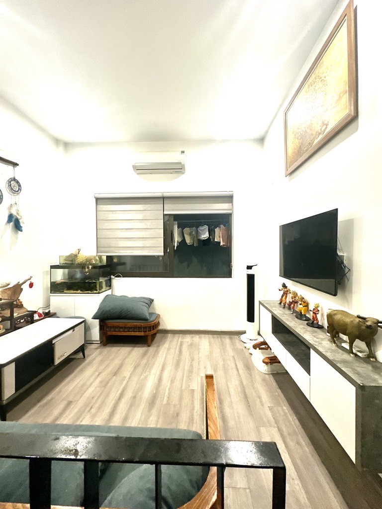 Bán nhà Hoàng Liệt, Hoàng Mai, Ô tô đỗ cửa, View hồ Linh Đàm, 43m2, 14.8 tỷ(CTL) 2