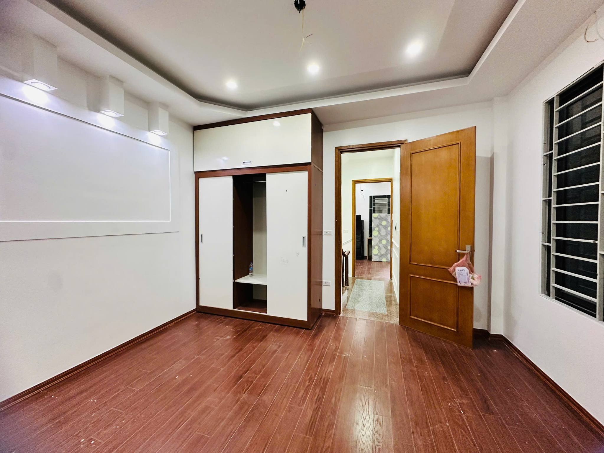 Cần bán Nhà ở, nhà cấp 4, nhà hẻm đường Thụy Khuê, Phường Thụy Khuê, Diện tích 50m², Giá 9.99 Tỷ